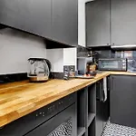 Bm- Petit Nid Cosy A Montparnasse - Equipe Paris